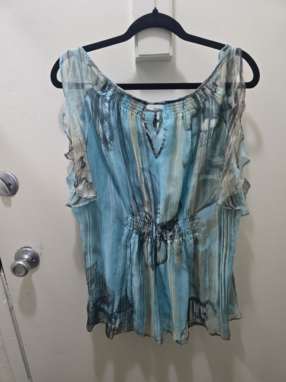 ​Blue Velvet 100% Silk Floral Flutter Sleeve Blouse - Picture 3 of 10